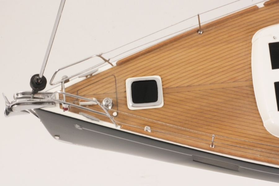 oceanis48bleuzoom4site.jpg